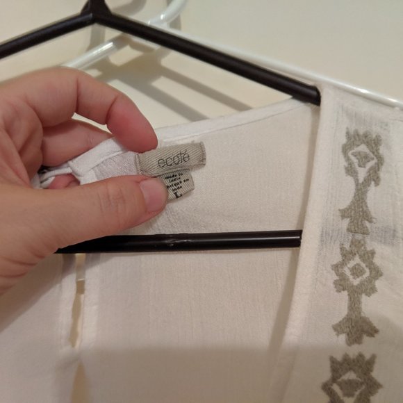 Urban Outfitters Ecote Split Back Embroidered Top - Picture 4 of 5